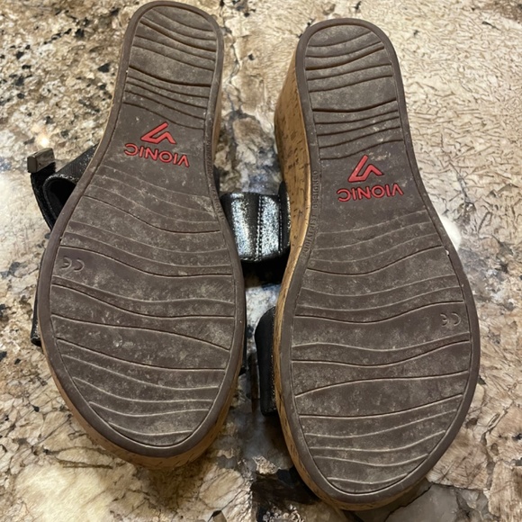 Vionic heels - Picture 6 of 6